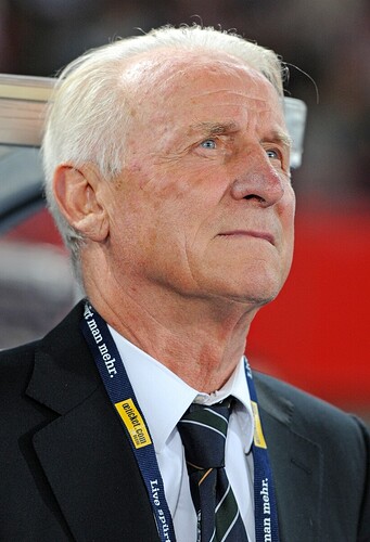 standard_giovanni-trapattoni-3241385706